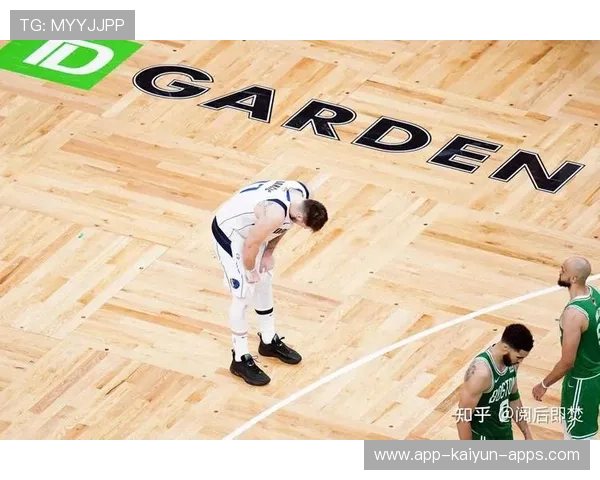 随着里夫斯拒绝提前续约湖人，詹姆斯未来或迎大变局：三大策略预演